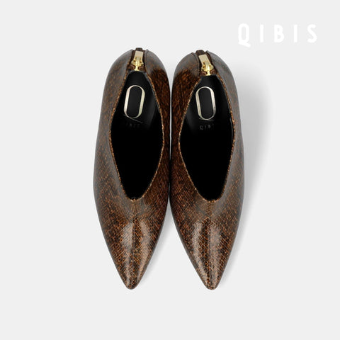 50%OFF:QIBIS:9cmヒール ポインテッドトゥ ブーティ(QM1023)パイソン柄/QIBIS(マミアン)