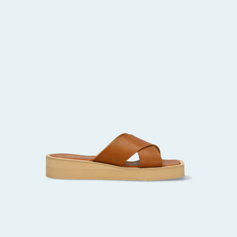 限定特価3,490円:【ユニセックス】厚底 プラットフォーム クロス サンダル(m10bn07)キャメル/mamian(マミアン)