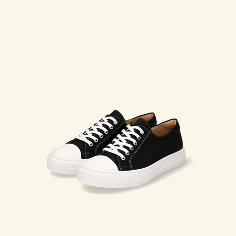 50%OFF:ラウンドトゥ トゥキャップ スニーカー(1189)ブラックCV/mamian(マミアン)