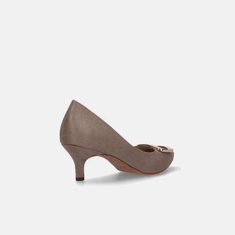 予約：2026AW：ポインテッドトゥ バックル パンプス（m55224）グレージュS/mamian（マミアン）